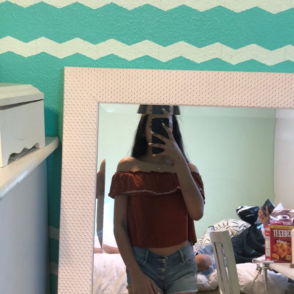 Burnt orange off the shoulder top - Picture 2 of 3